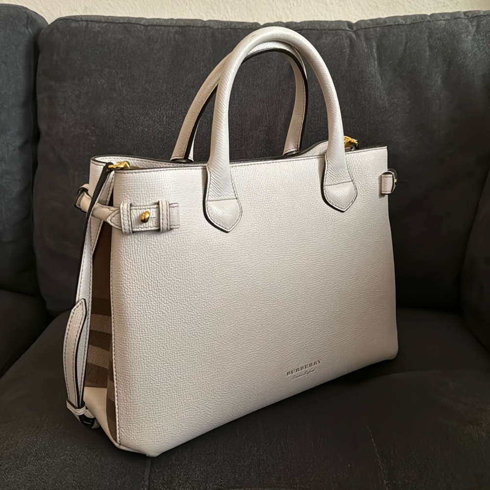 Burberry Banner handbag